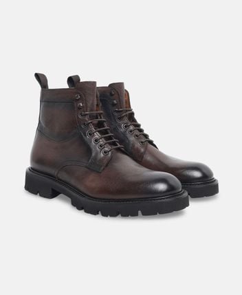 Lace-up boots
