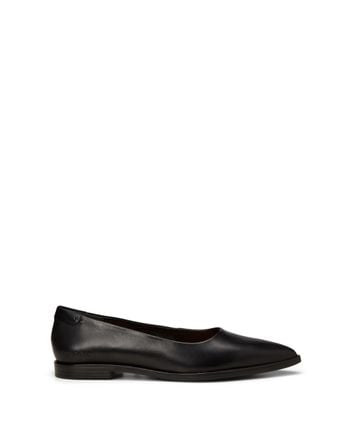 Ballet flats