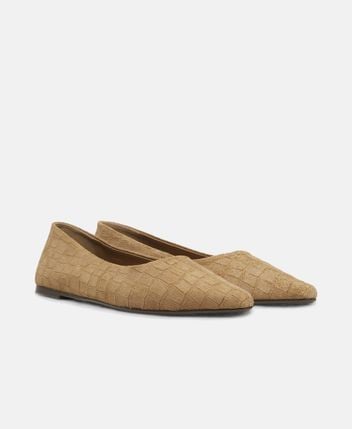 Ballet flats