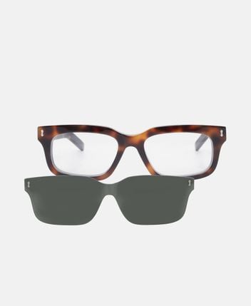 Sunglasses with interchangeable lenses