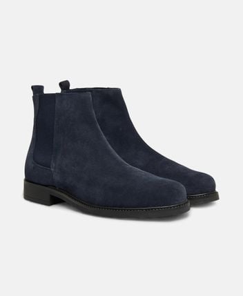 Chelsea boots