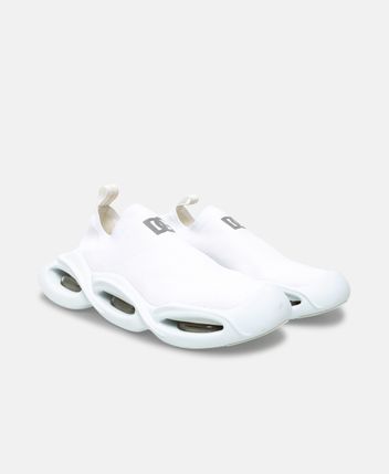 Slip-on sneakers