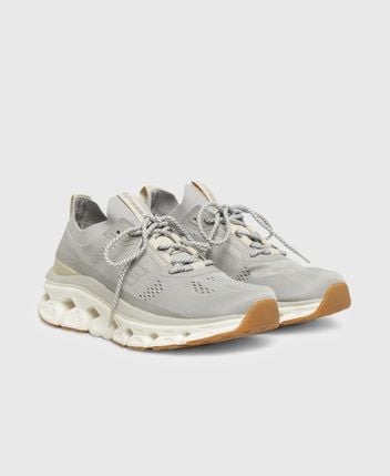 Sneakers Aero