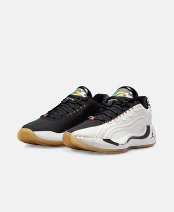 Basketball shoes Luka