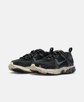 Training shoes Vomero 5 EE