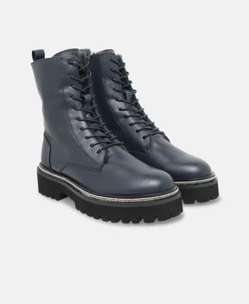 Winter ankle boots