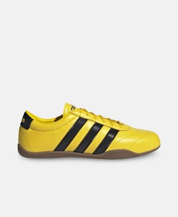 Sports shoes Grand Court