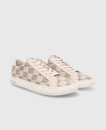 Sneakers Court