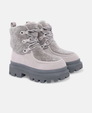Winter ankle boots