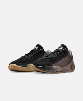 Basketball shoes Luka .77