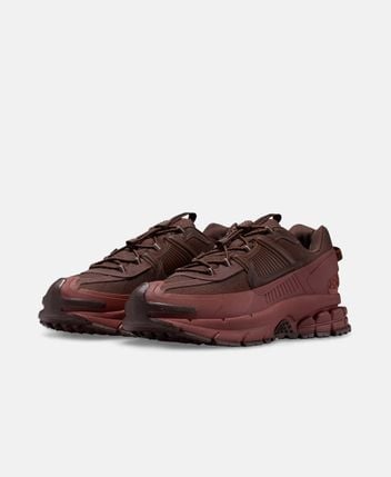 Chunky sneakers Zoom Vomero Roam
