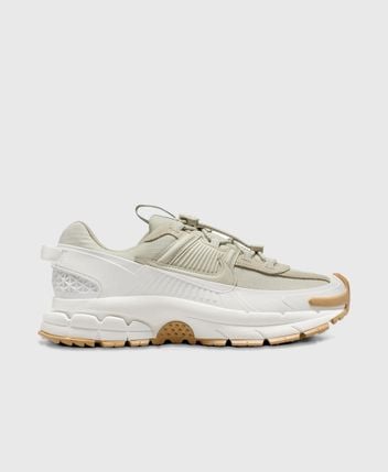 Chunky sneakers Zoom Vomero Roam