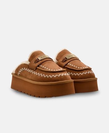 Clogs