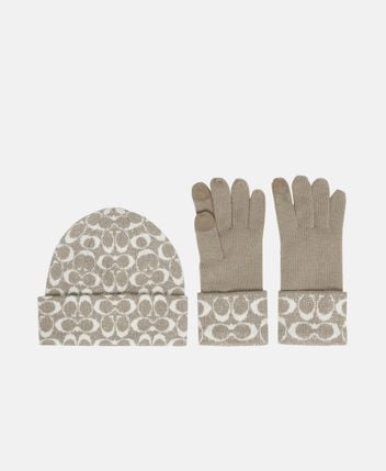 Hat and glove set
