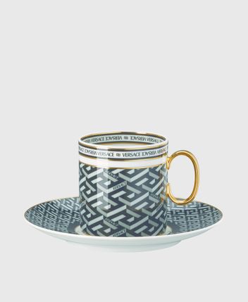 Coffee cup with saucer