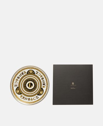Decorative plate