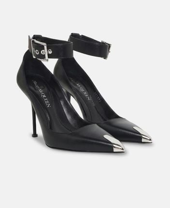 Ankle strap pump