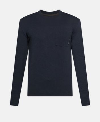 Long-sleeved top
