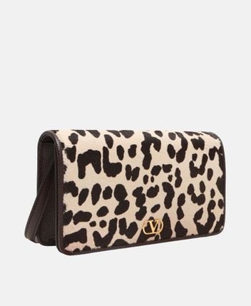 Leather shoulder bag Vlogo Signature