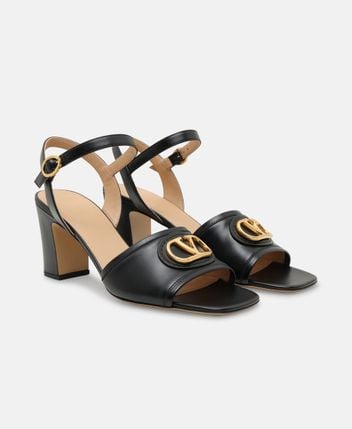 Ankle strap sandals