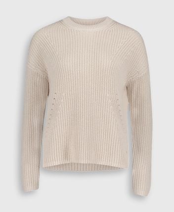 Knitted jumper