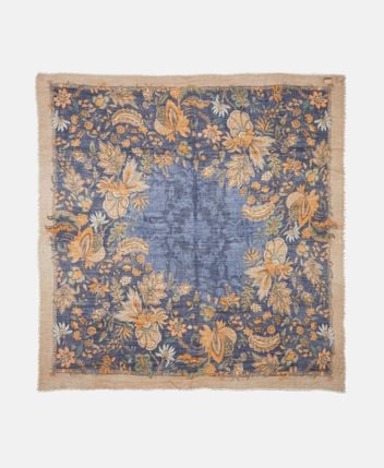Woolen square scarf