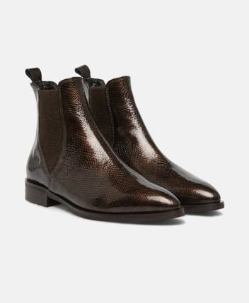 Chelsea boots