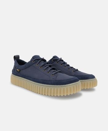 Platform sneakers
