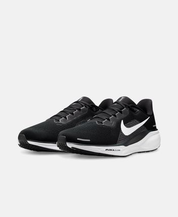 Running shoes