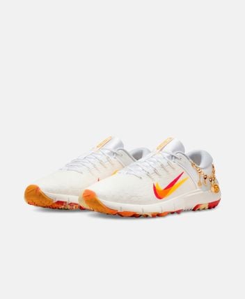 Golf shoes Nelly Korda