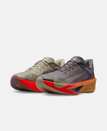 Running shoes Zoom Fly