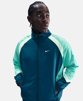 Tracksuit jacket Icon