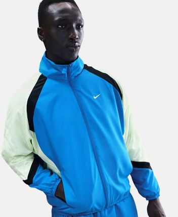Tracksuit jacket Icon