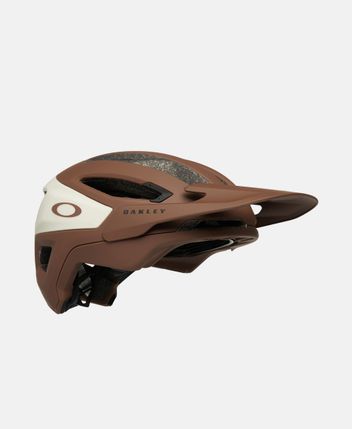 Cycling helmet