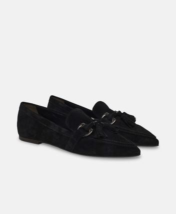 Ballet flats