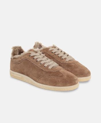 Sneakers Crack