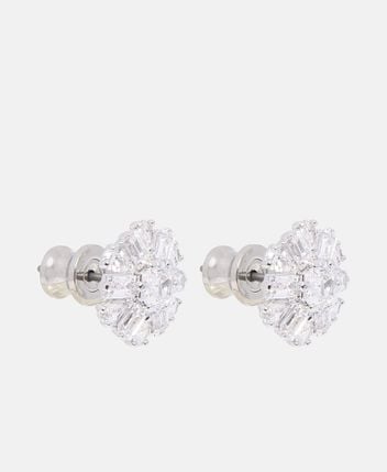 Earstuds