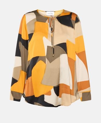 Long-sleeved blouse