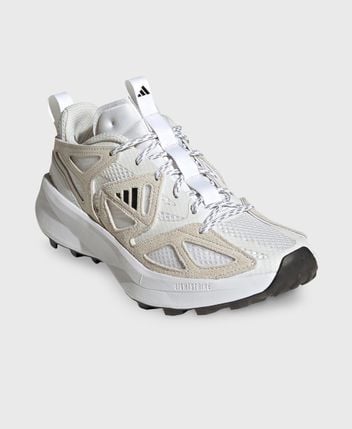 Sports shoes Kantai Trail