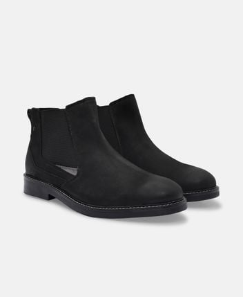Chelsea boots