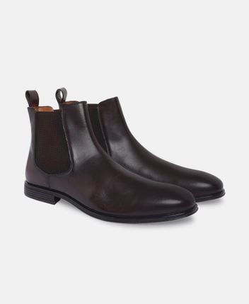 Chelsea boots