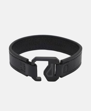 Leather bracelet