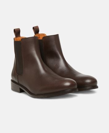 Chelsea boots