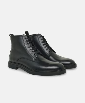 Lace-up ankle boot Calev