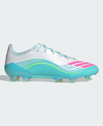 Football boots P1