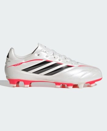 Football boots P4