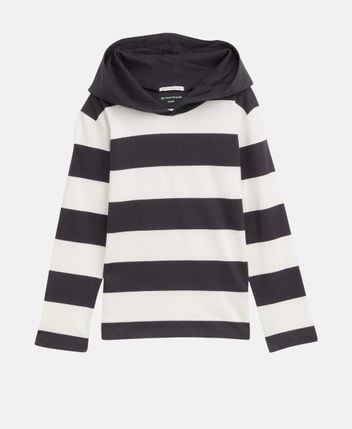 Long-sleeved top