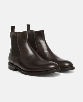 Chelsea boots