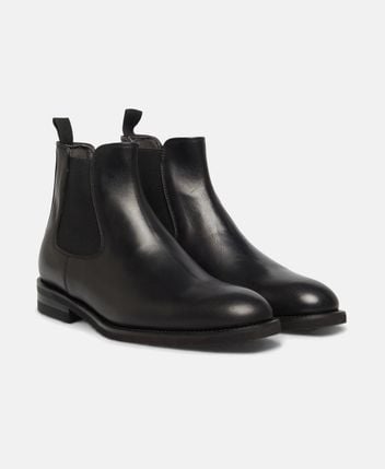 Chelsea boots