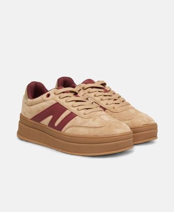 Platform sneakers